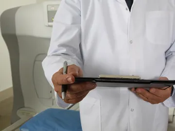 Un médico en la consulta Un médico en la consulta