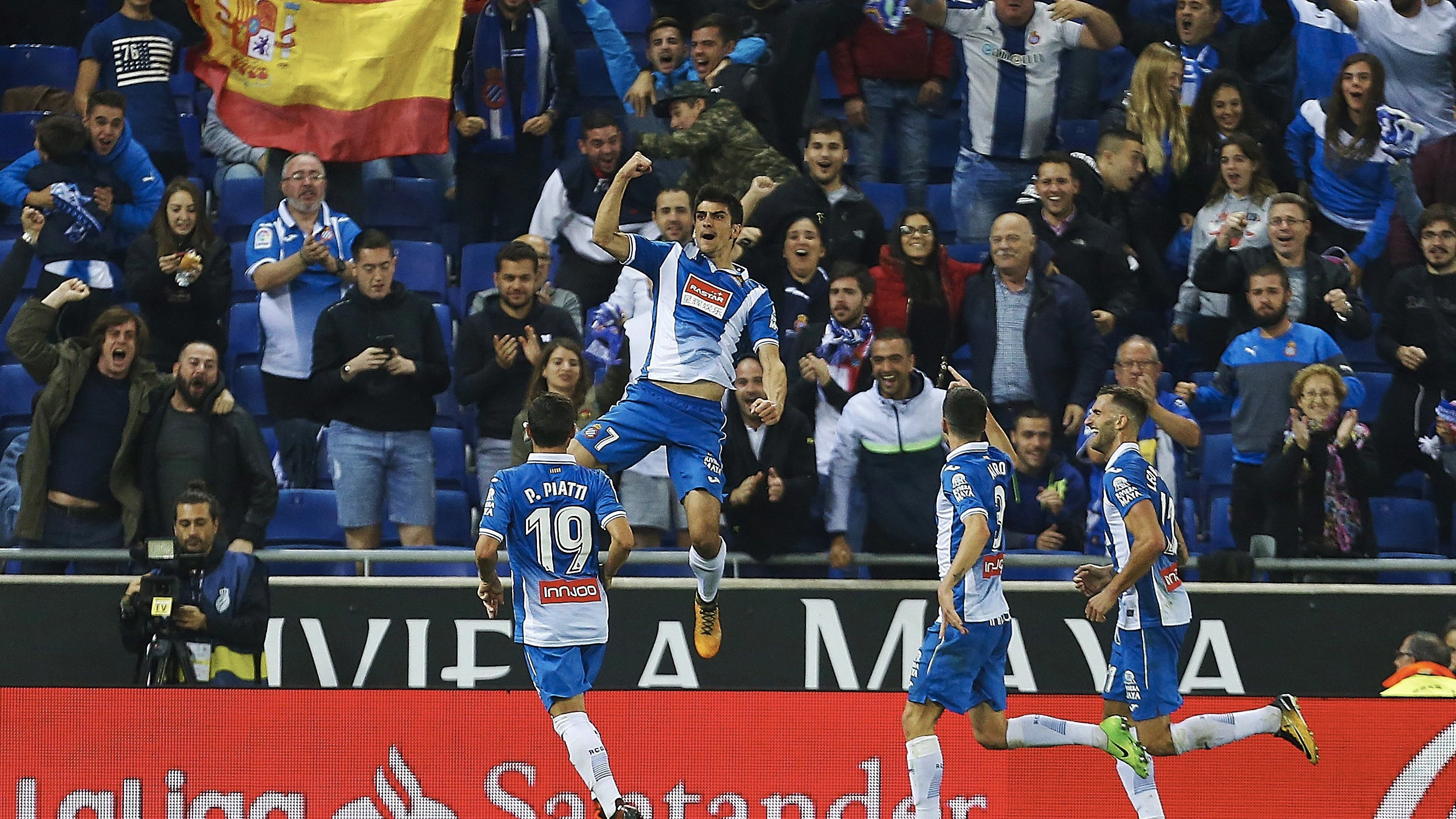 Gerard Moreno celebra su gol contra el Betis