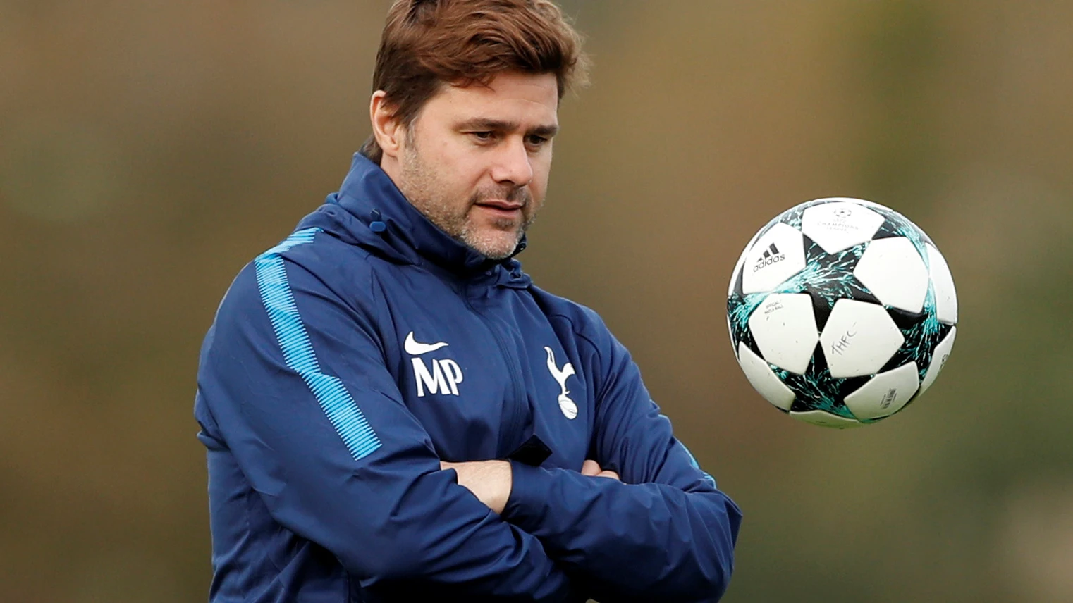 Mauricio Pochettino, en el entrenamiento del Tottenham