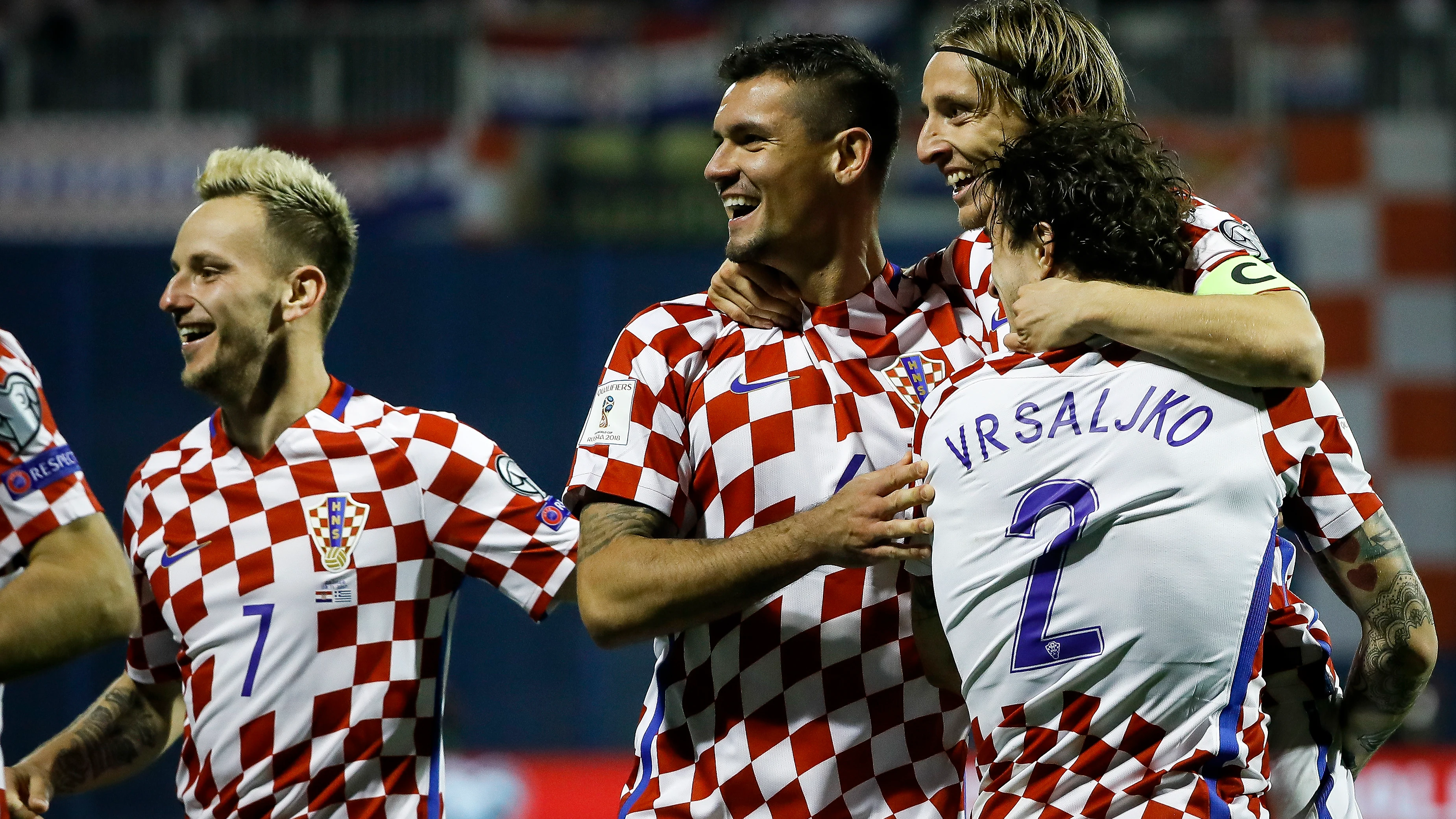 Los jugadores croatas celebran un gol ante Grecia