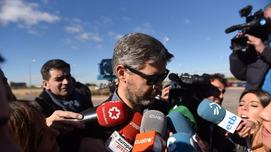 Andreu Van Den Eynde, abogado de la presidenta del Parlament, Carme Forcadell. Andreu Van Den Eynde, abogado de la presidenta del Parlament, Carme Forcadell.