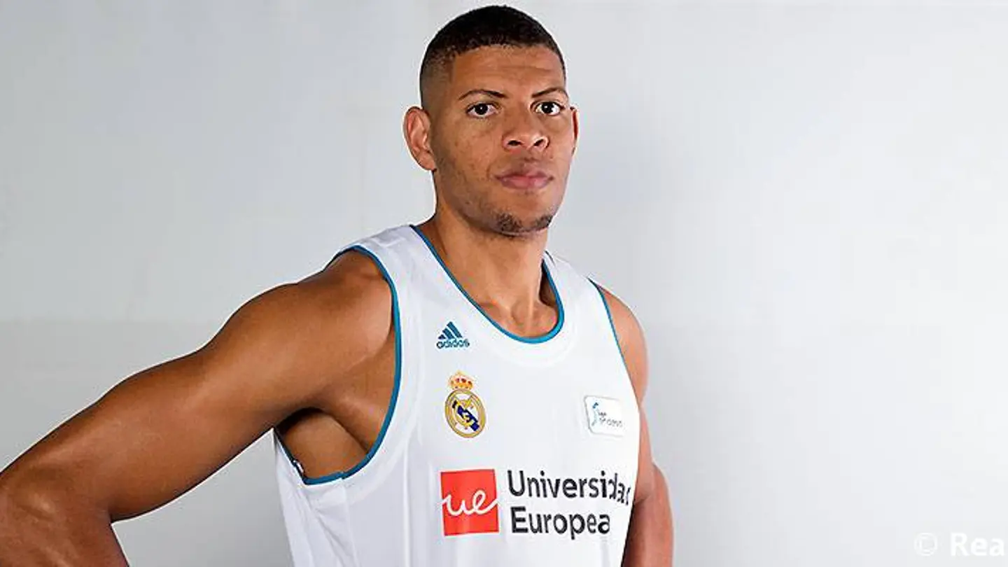 Walter Tavares, nuevo pívot del Real Madrid Walter Tavares, nuevo pívot del Real Madrid