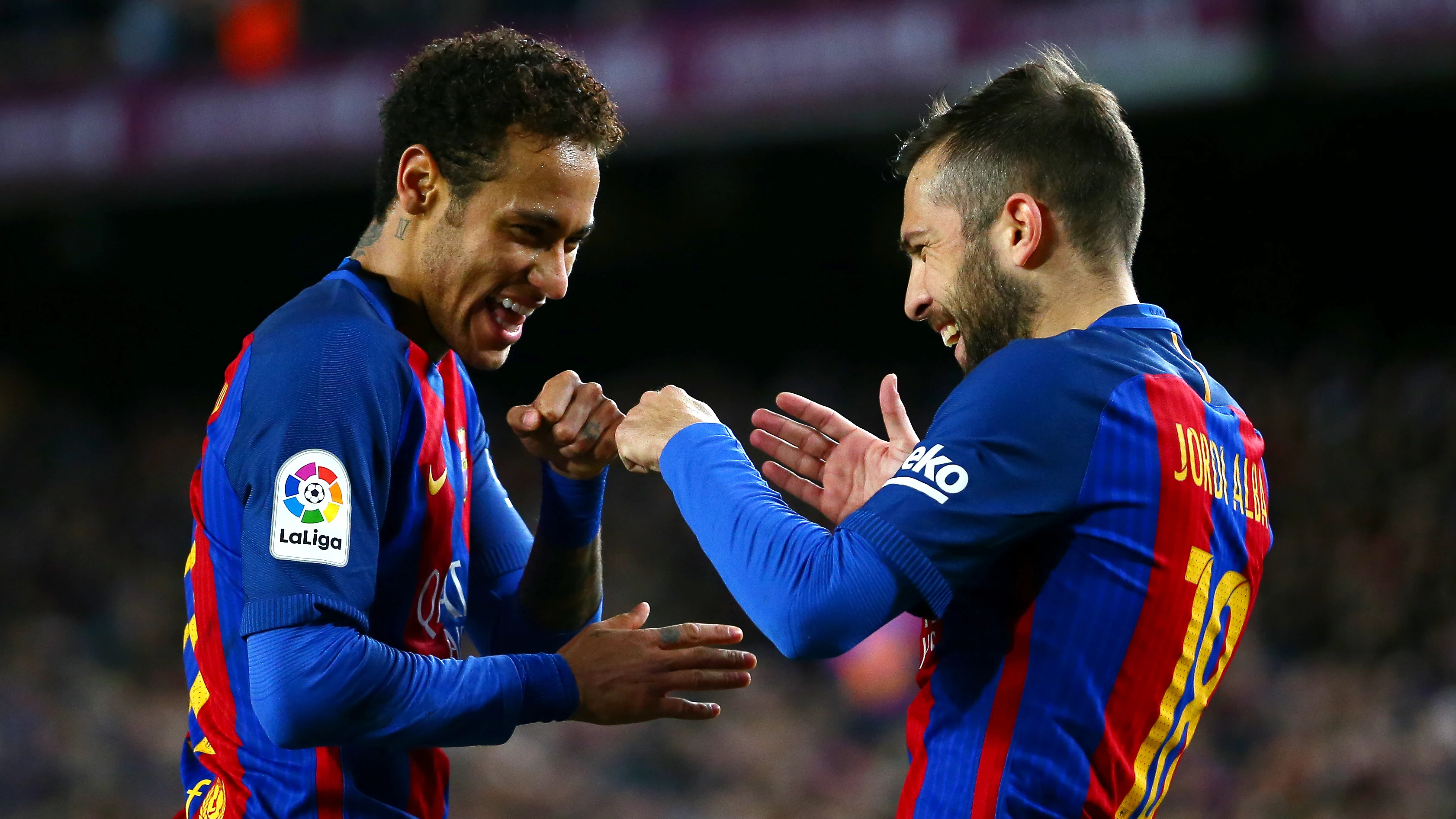 Jordi Alba y Neymar celebran un gol en la etapa del brasileño en el Barça Jordi Alba y Neymar celebran un gol en la etapa del brasileño en el Barça