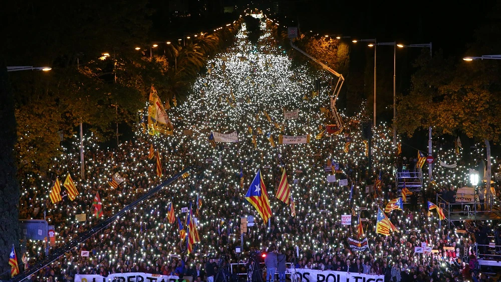 Multitudinaria manifestación en Barcelona