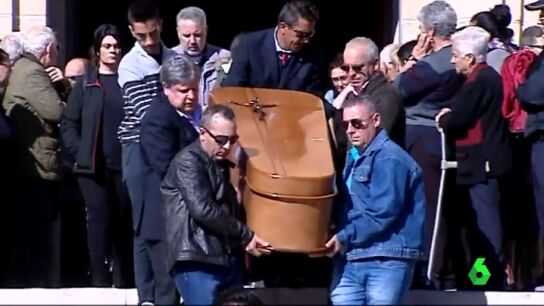 Funeral multitudinario por J&eacute;ssica, asesinada a tiros por su expareja