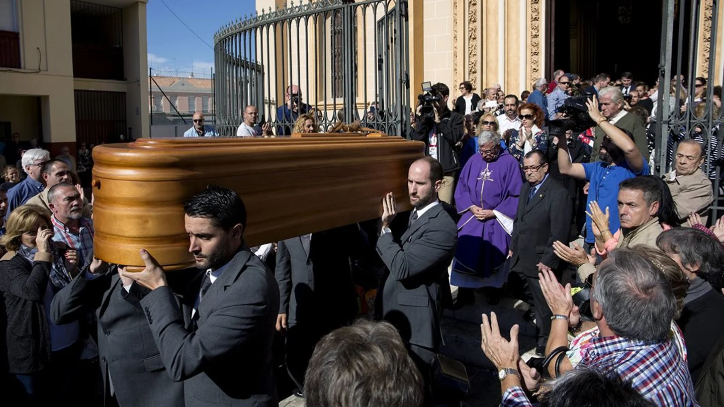 Emotivo funeral de Chiquito de la Calzada Emotivo funeral de Chiquito de la Calzada