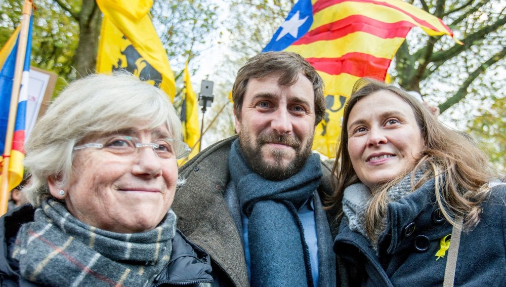 Los tres exconsejeros de la Generalitat de Cataluña Toni Comín, Clara Ponsatí y Meritxell Serret 