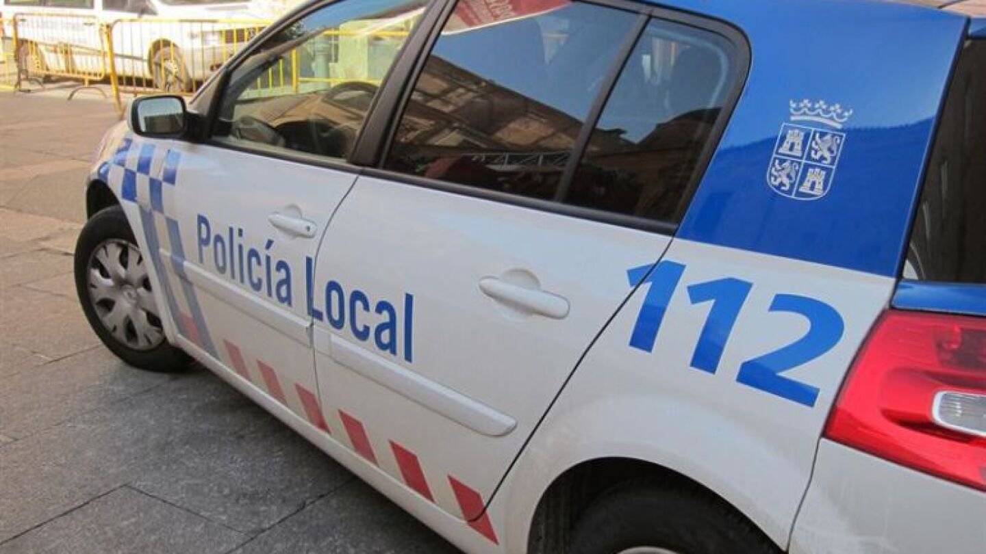 Coche de la Polic&iacute;a Local de Salamanca