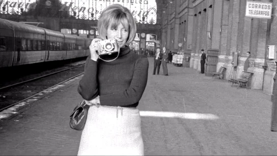 Joana Biarnés, la primera mujer fotoperiodista de España Joana Biarnés, la primera mujer fotoperiodista de España