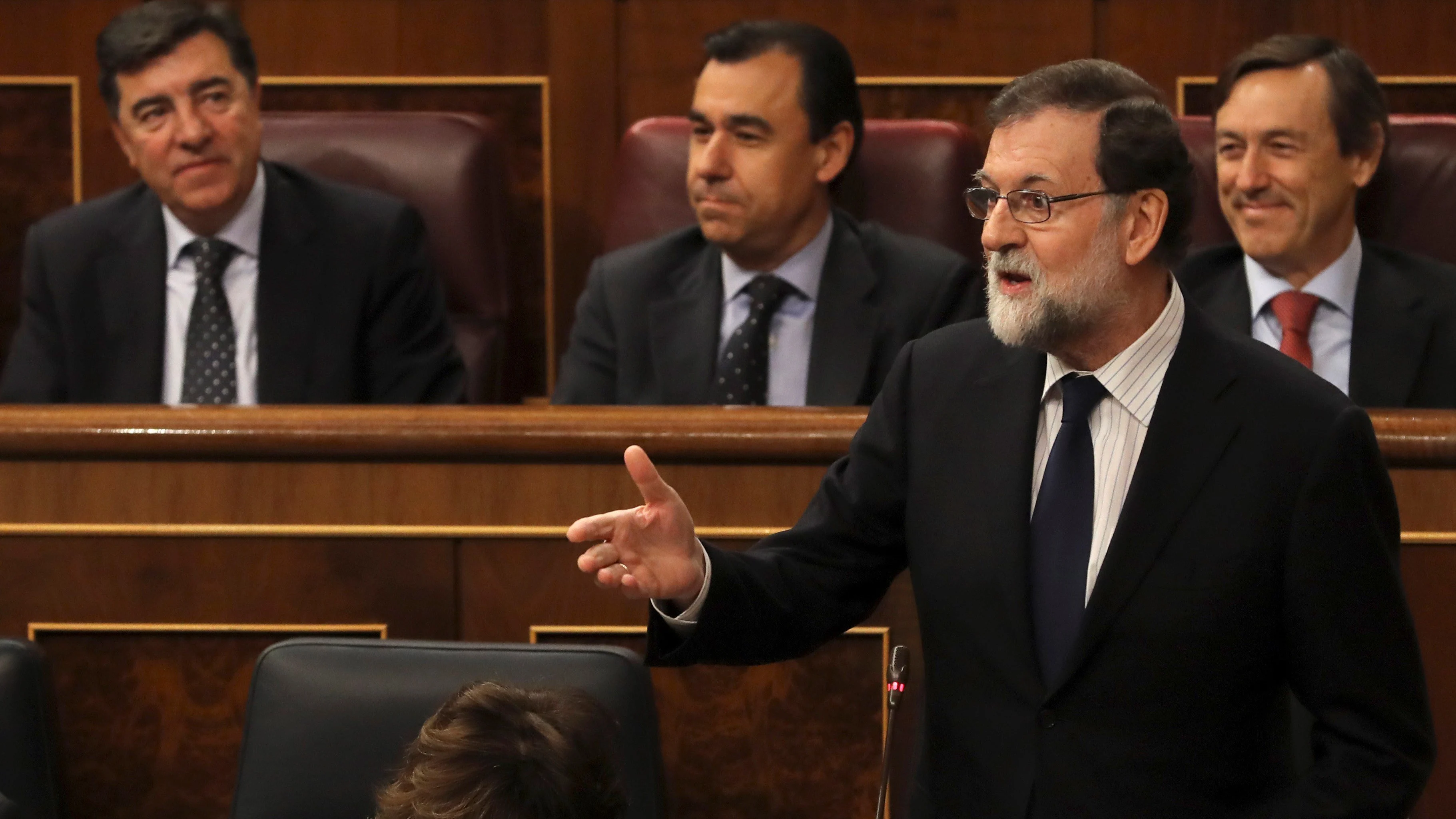 El jefe del Ejecutivo, Mariano Rajoy, durante la sesión de control