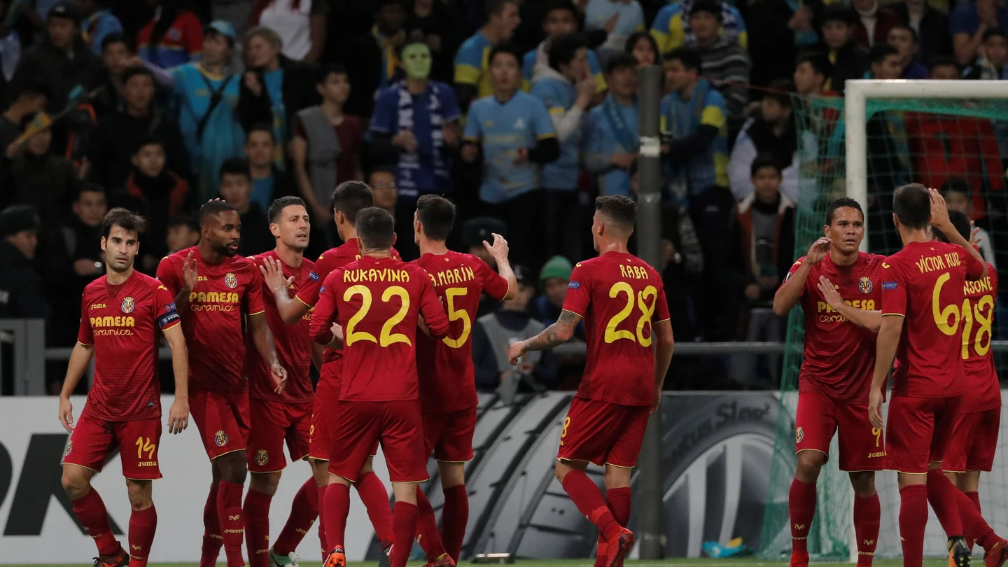Los jugadores del Villarreal celebran su gol Los jugadores del Villarreal celebran su gol