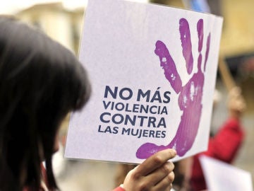 Imagen de archivo contra la violencia de género Imagen de archivo contra la violencia de género