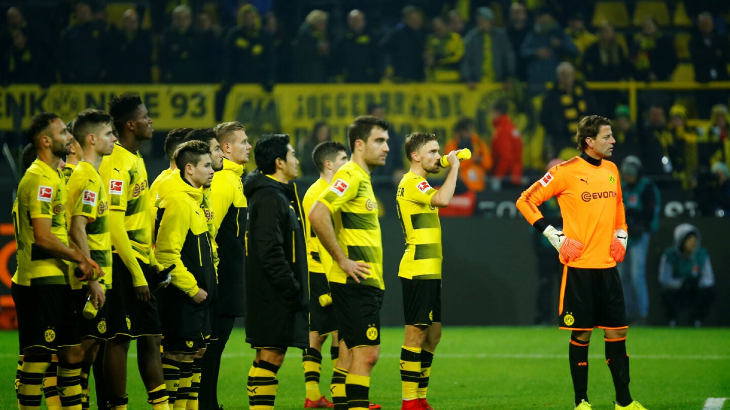 Los jugadores del Borussia, cariacontecidos