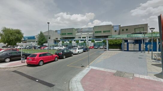 Exterior de las instalaciones de la piscina de Mejorada del Campo