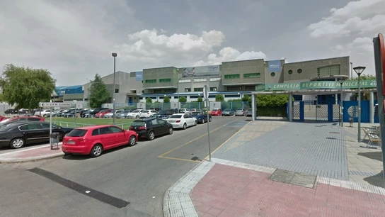 Exterior de las instalaciones de la piscina de Mejorada del Campo Exterior de las instalaciones de la piscina de Mejorada del Campo