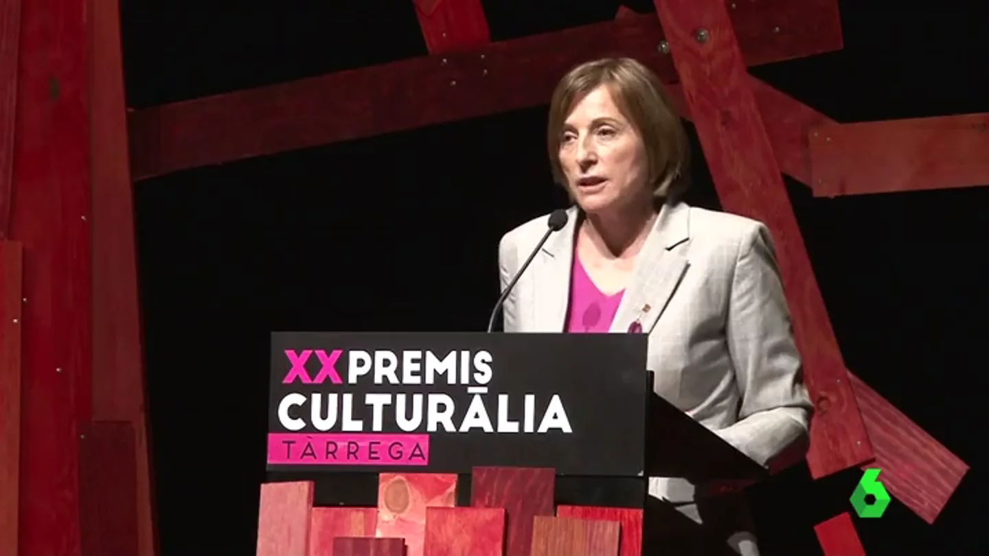 Carme Forcadell: "Tened presente que el futuro de este país está en las manos de los catalanes y las catalanas" Carme Forcadell: "Tened presente que el futuro de este país está en las manos de los catalanes y las catalanas"