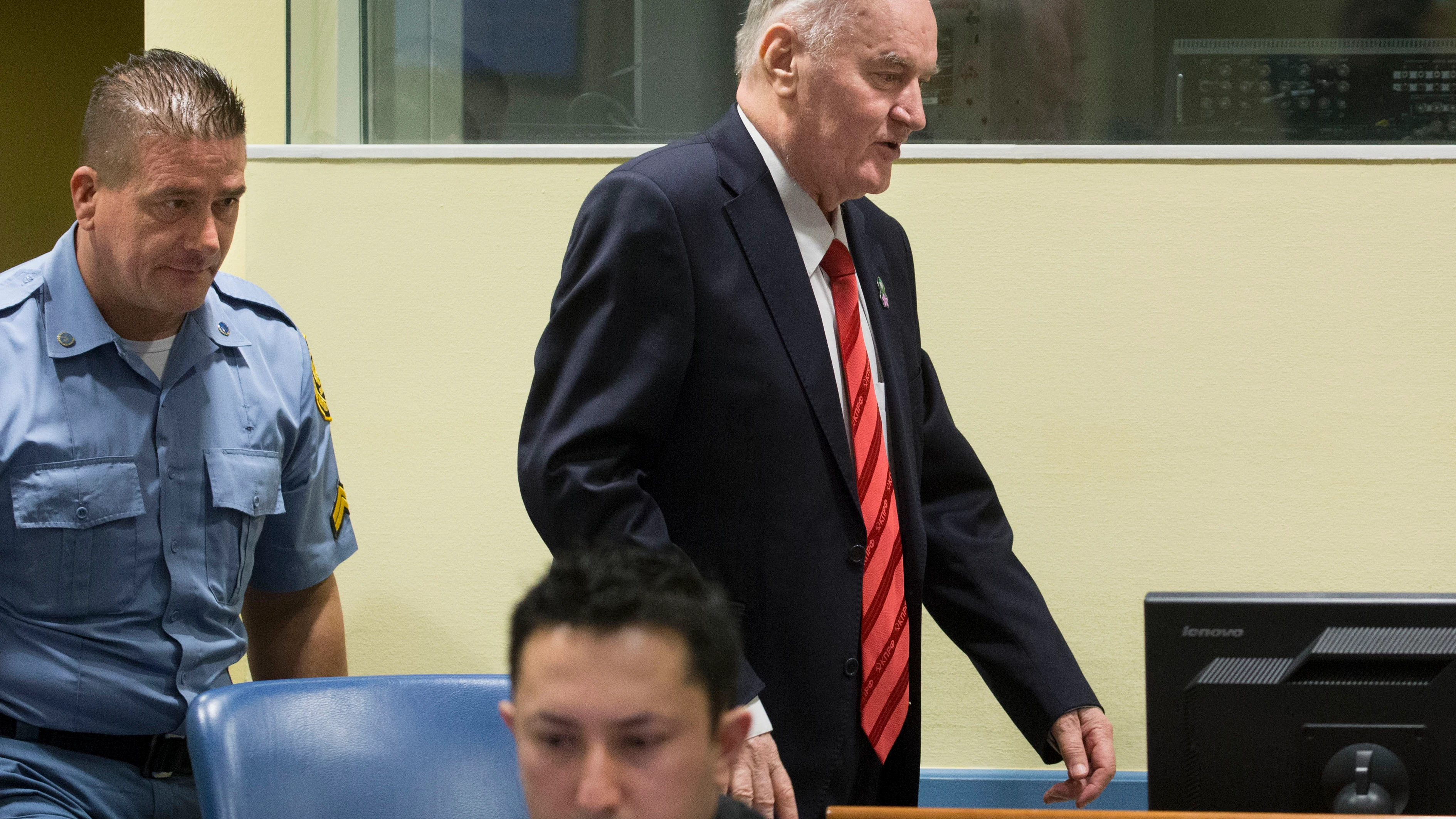 Ratko Mladic durante su juicio ante la Corte Internacional de La Haya Ratko Mladic durante su juicio ante la Corte Internacional de La Haya