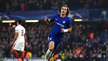 David Luiz celebra un gol con el Chelsea