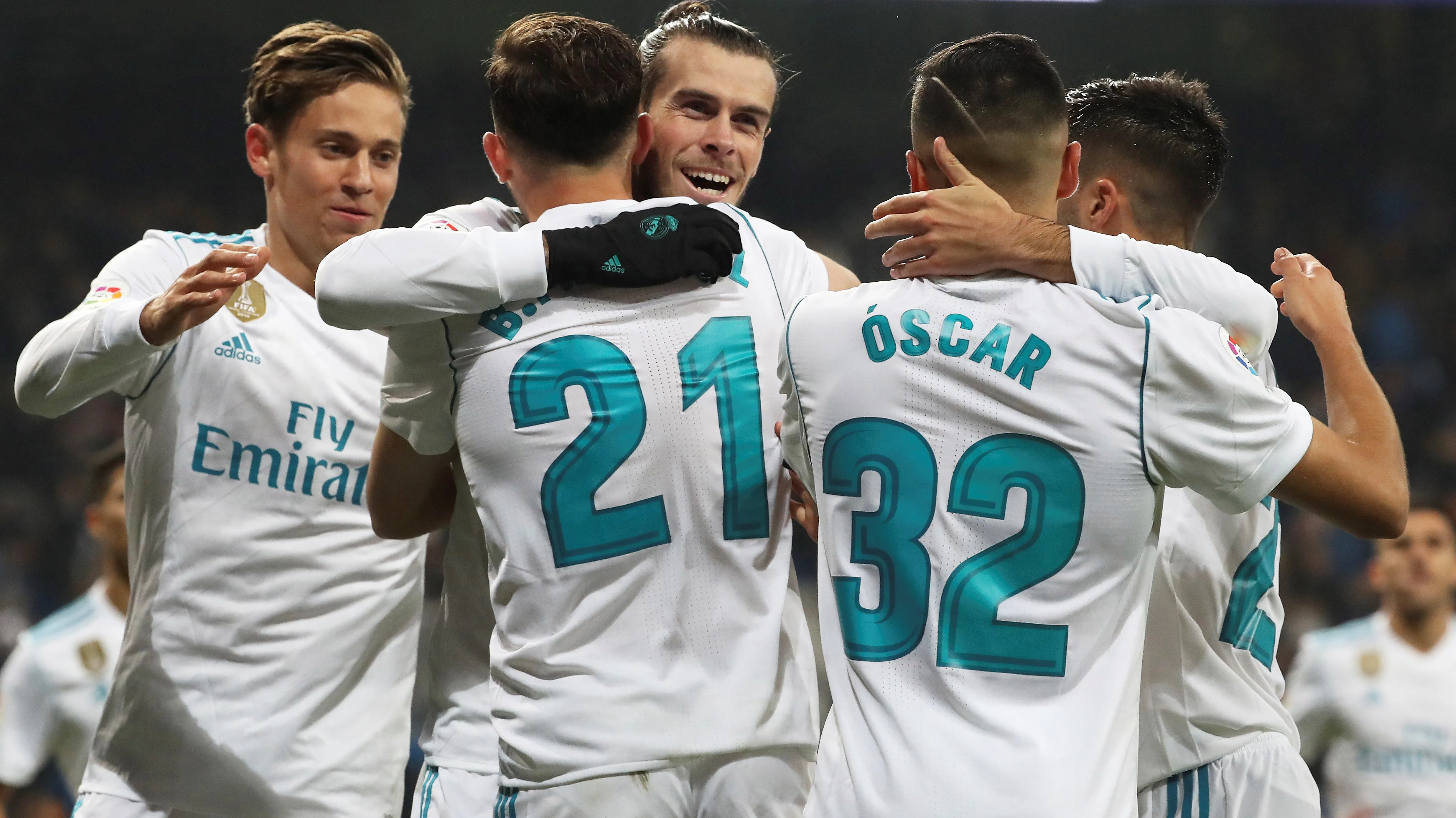 Bale y Mayoral celebran un gol ante el Fuenlabrada