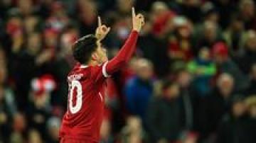 Coutinho celebra un gol en la goleada del Liverpool