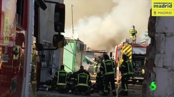 Incendio en la Cañada Real en Madrid