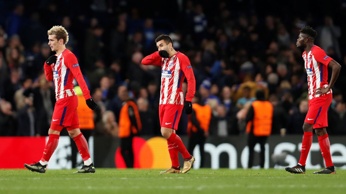Los jugadores del Atl&eacute;tico de Madrid, tras caer eliminados en la Champions