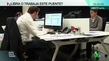 Un empleado en su puesto de trabajo