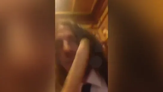 Una aficionada 'ataca' con un consolador a Puyol Una aficionada 'ataca' con un consolador a Puyol