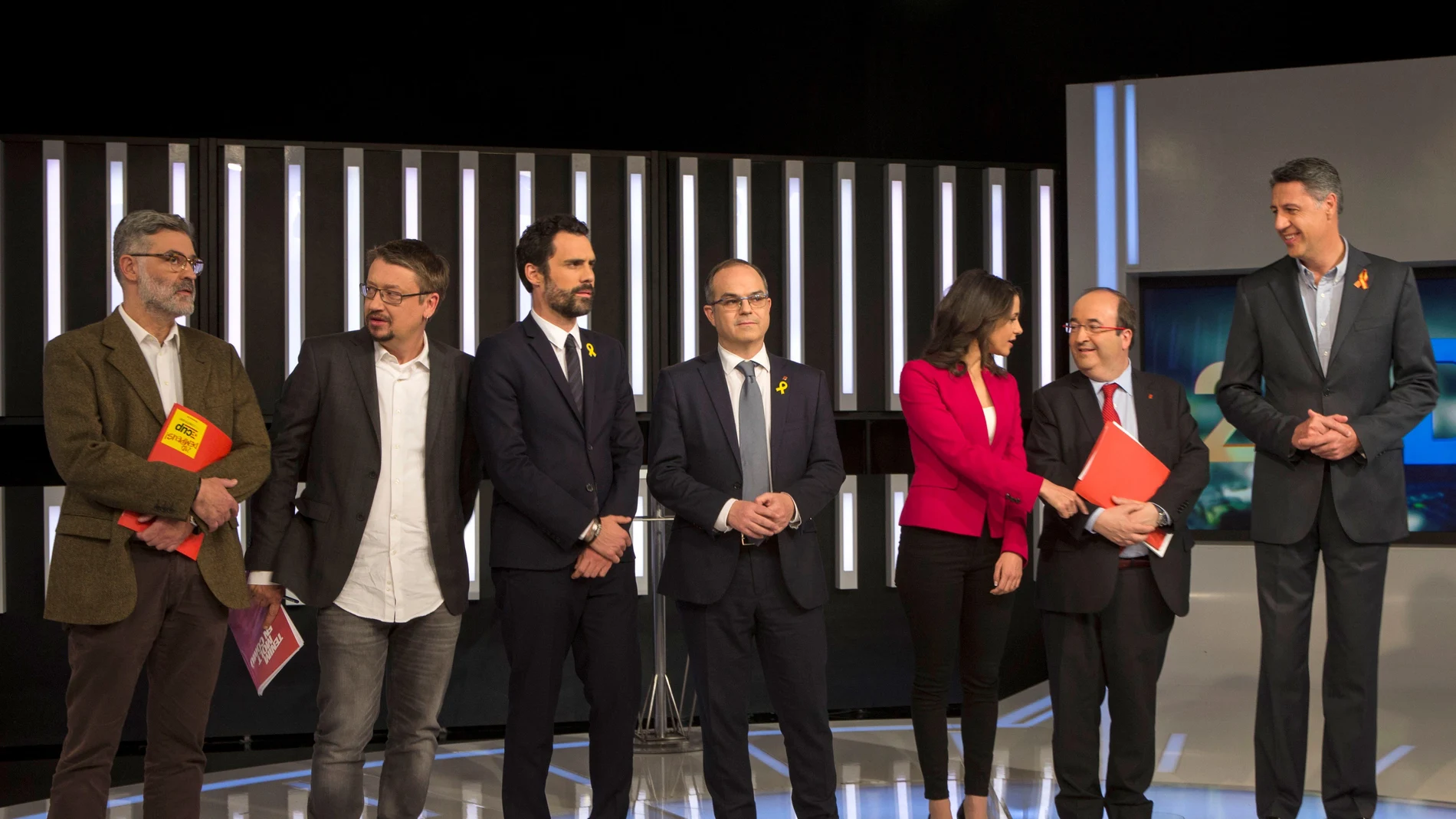 Los candidatos a las elecciones catalanas del 21D en el debate a siete