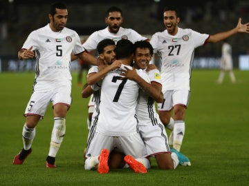 El Al Jazira celebra un gol El Al Jazira celebra un gol