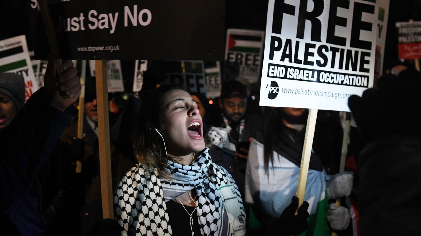 Cientos de personas protestan en Londres por el anuncio de Trump sobre Jerusal&eacute;n