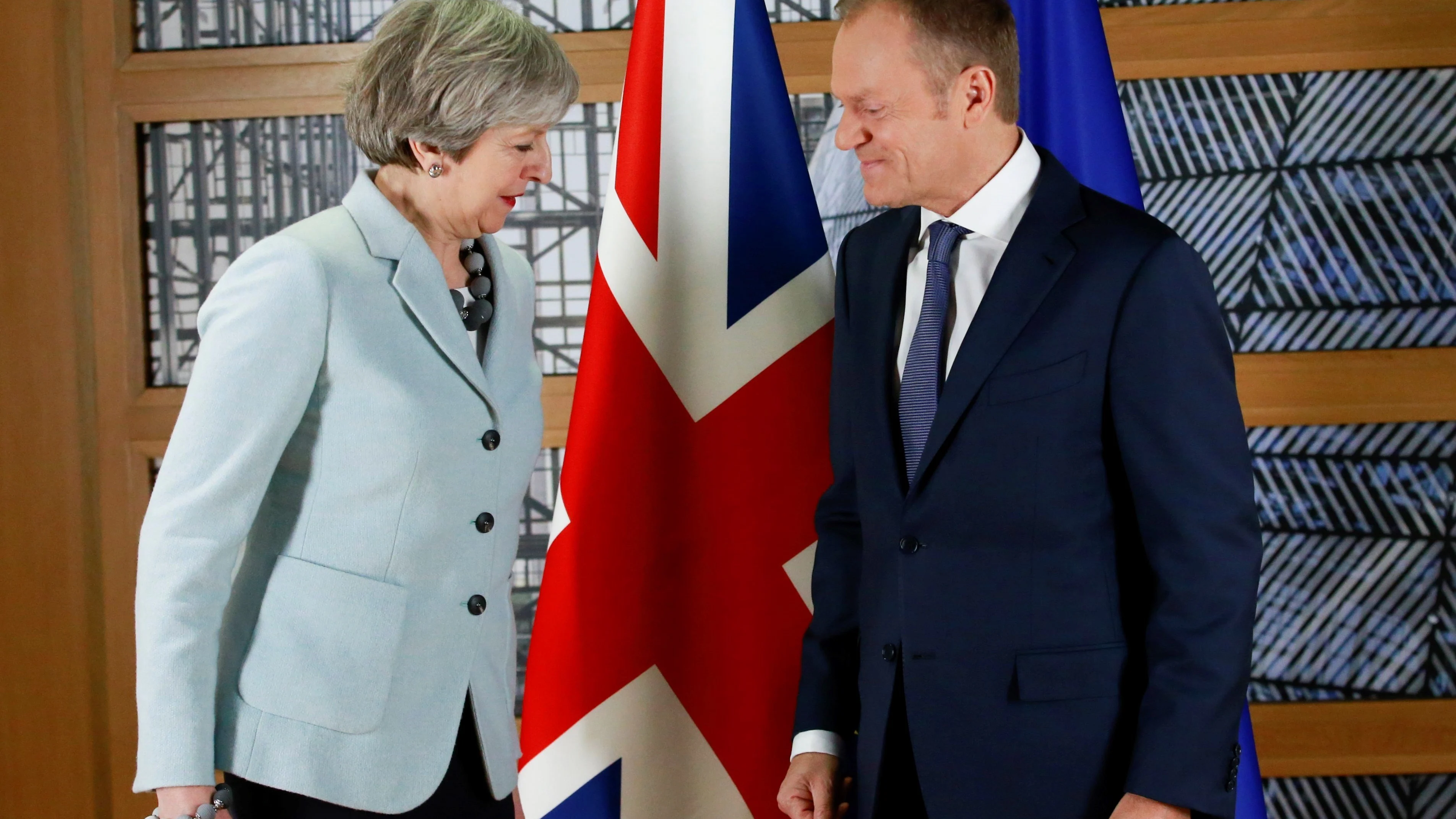 Theresa May, primera ministra de Reino Unido, y Donald Tusk, presidente del Consejo Europeo