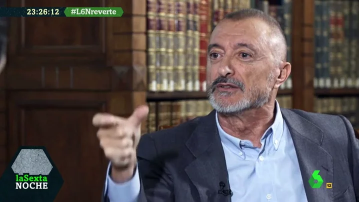 Pérez-Reverte: "Hay una izquierda joven que no tiene nada que ver con la de antes. Es muy inculta, políticamente hablando"