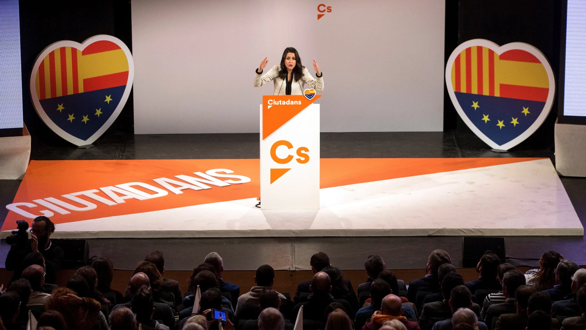 La candidata a la presidencia de la Generalitat por Ciudadanos, Inés Arrimadas