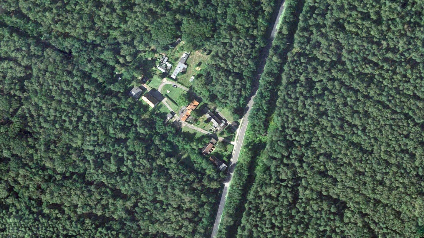 Imagen de sat&eacute;lite de Alwine, la aldea alemana subastada por 140.000 euros