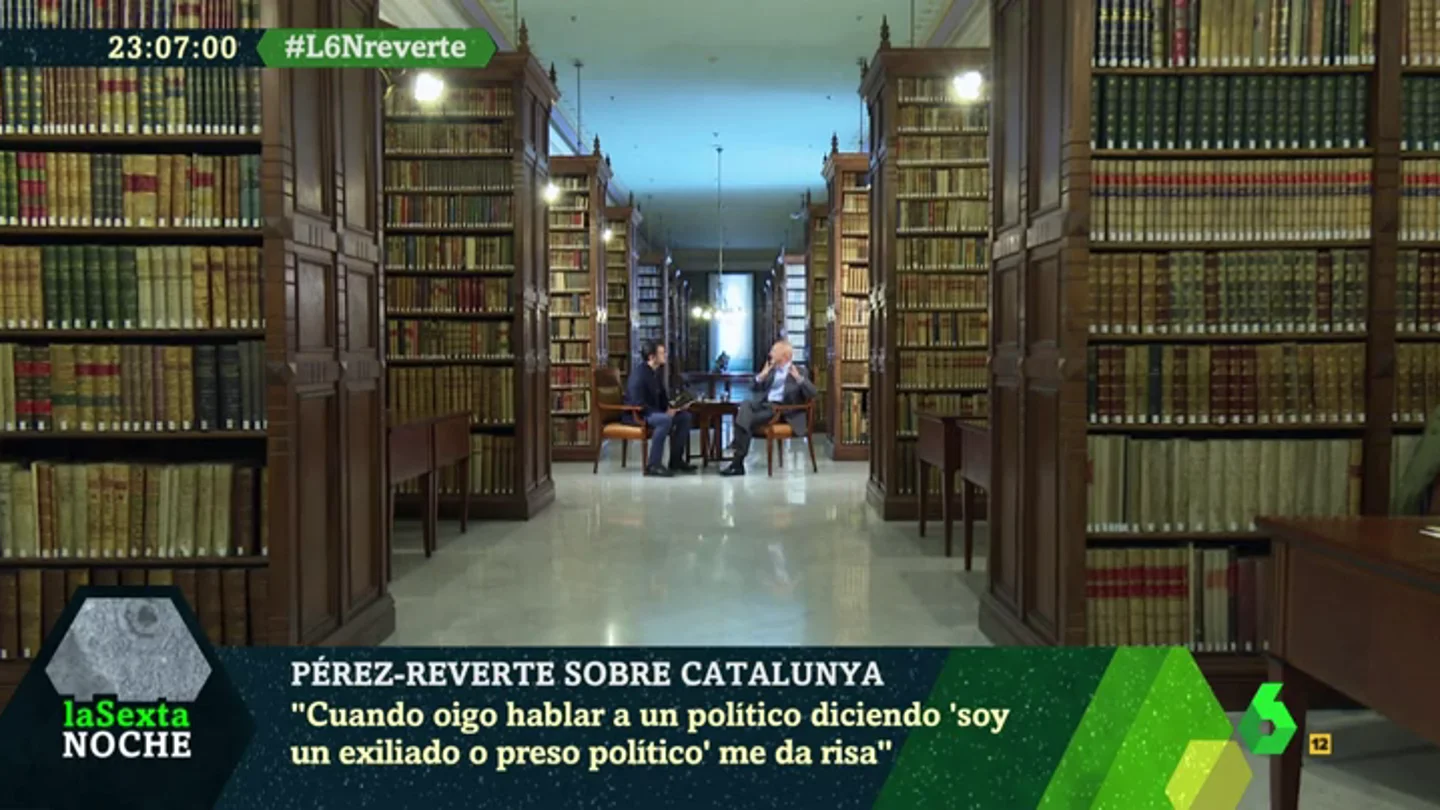 Arturo Pérez-Reverte: "España es un Estado fallido. Nos ha faltado una guillotina, a veces no tan simbólicamente" Arturo Pérez-Reverte: "España es un Estado fallido. Nos ha faltado una guillotina, a veces no tan simbólicamente"