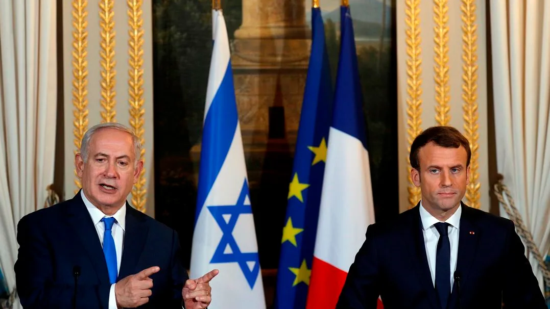 Netanyahu y Macron en una reunión en Francia