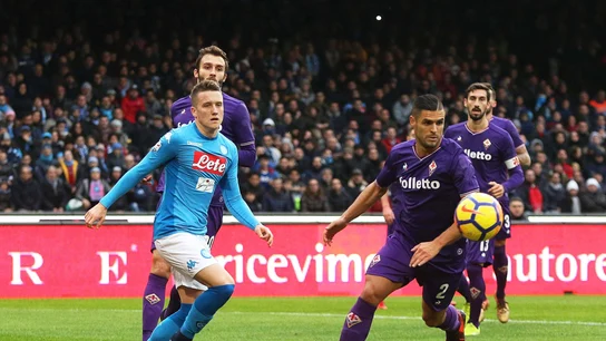 El Nápoles empata contra la Fiorentina y desperdicia ponerse líder El Nápoles empata contra la Fiorentina y desperdicia ponerse líder