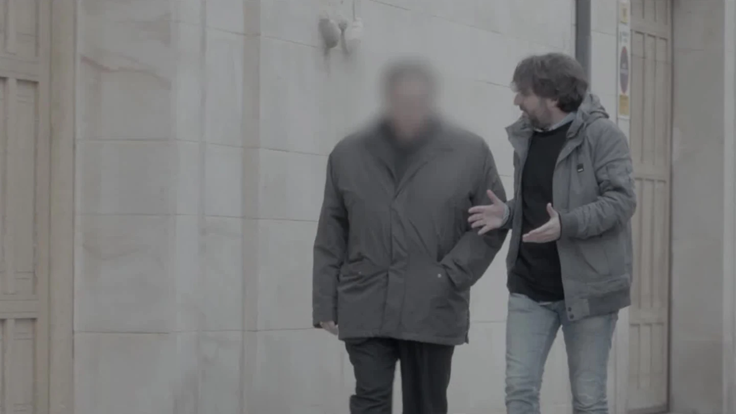 Jordi Évole intenta hablar con el obispo de Astorga Jordi Évole intenta hablar con el obispo de Astorga