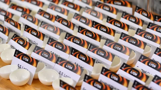 Las bolas del sorteo de los dieciseisavos de la Europa League Las bolas del sorteo de los dieciseisavos de la Europa League