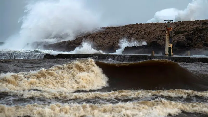 Temporal en Cantabria por el paso de la borrasca 'Ana'