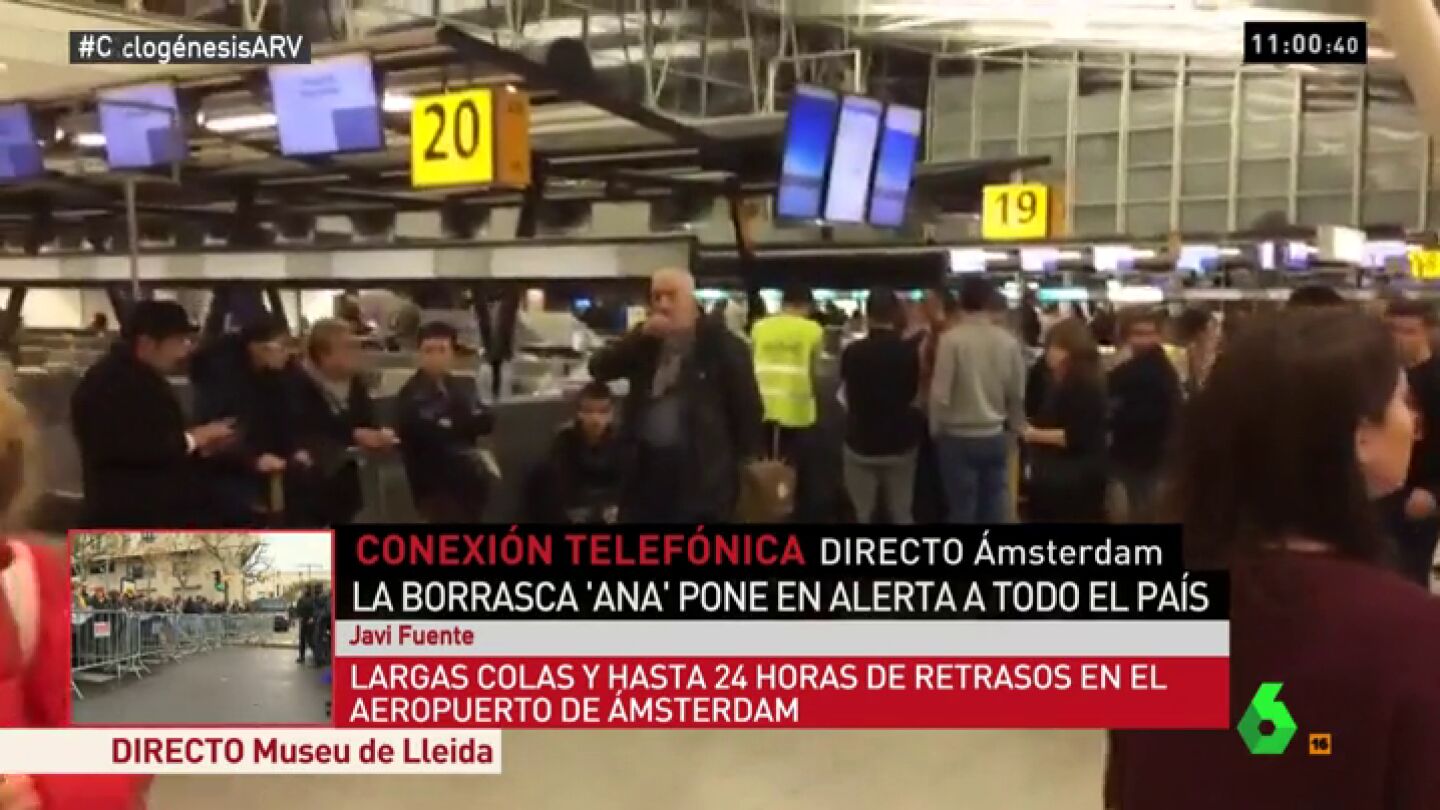 Javi Fuente: "Hay gente que lleva 24 horas de retraso. Hay un caos absoluto en el aeropuerto de &Aacute;msterdam"