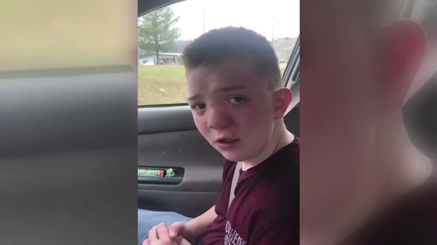 VÍDEO REEMPLAZO | Keaton Jones, de víctima de bullying en la escuela a invitado especial en grandes eventos de Hollywood VÍDEO REEMPLAZO | Keaton Jones, de víctima de bullying en la escuela a invitado especial en grandes eventos de Hollywood