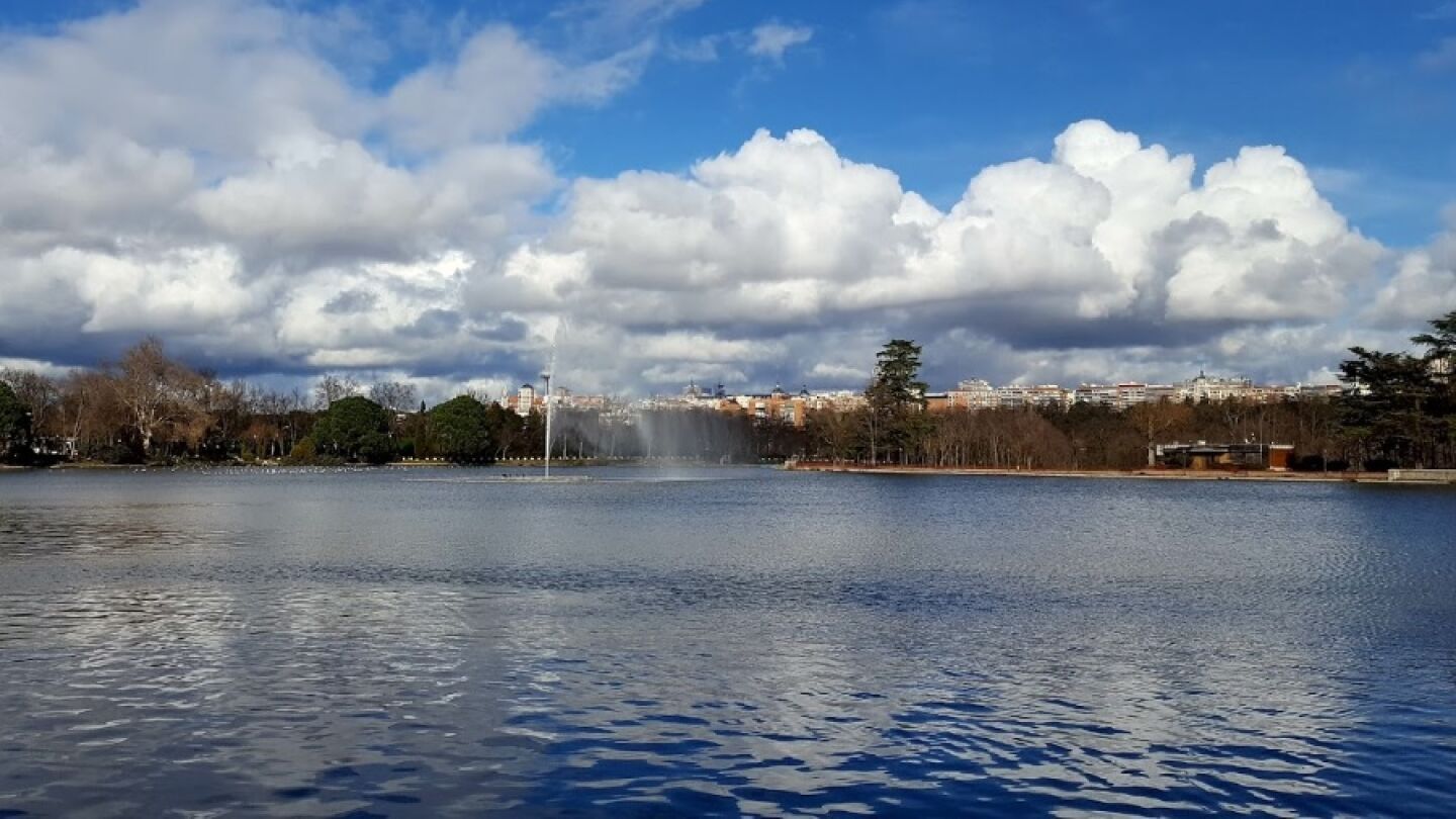 Lago de la Casa de Campo de Madrid