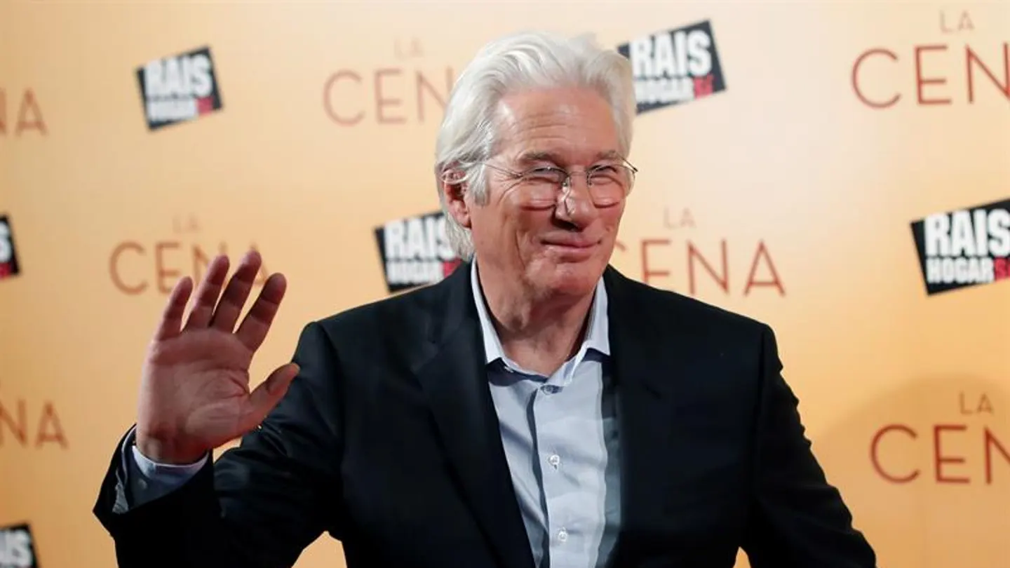 El actor estadounidense Richard Gere posa a su llegada al estreno de 'La cena' El actor estadounidense Richard Gere posa a su llegada al estreno de 'La cena'