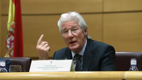 Richard Gere participa en el Senado en acto a favor de los sin techo Richard Gere participa en el Senado en acto a favor de los sin techo