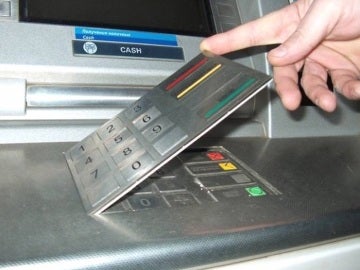 Cajero automático manipulado Cajero automático manipulado