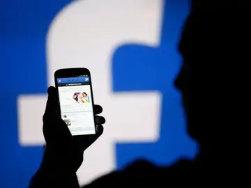 Facebook Facebook