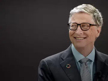 Bill Gates participa en un Amigo Invisible online y le regala algo gigantesco a una desconocida Bill Gates participa en un Amigo Invisible online y le regala algo gigantesco a una desconocida