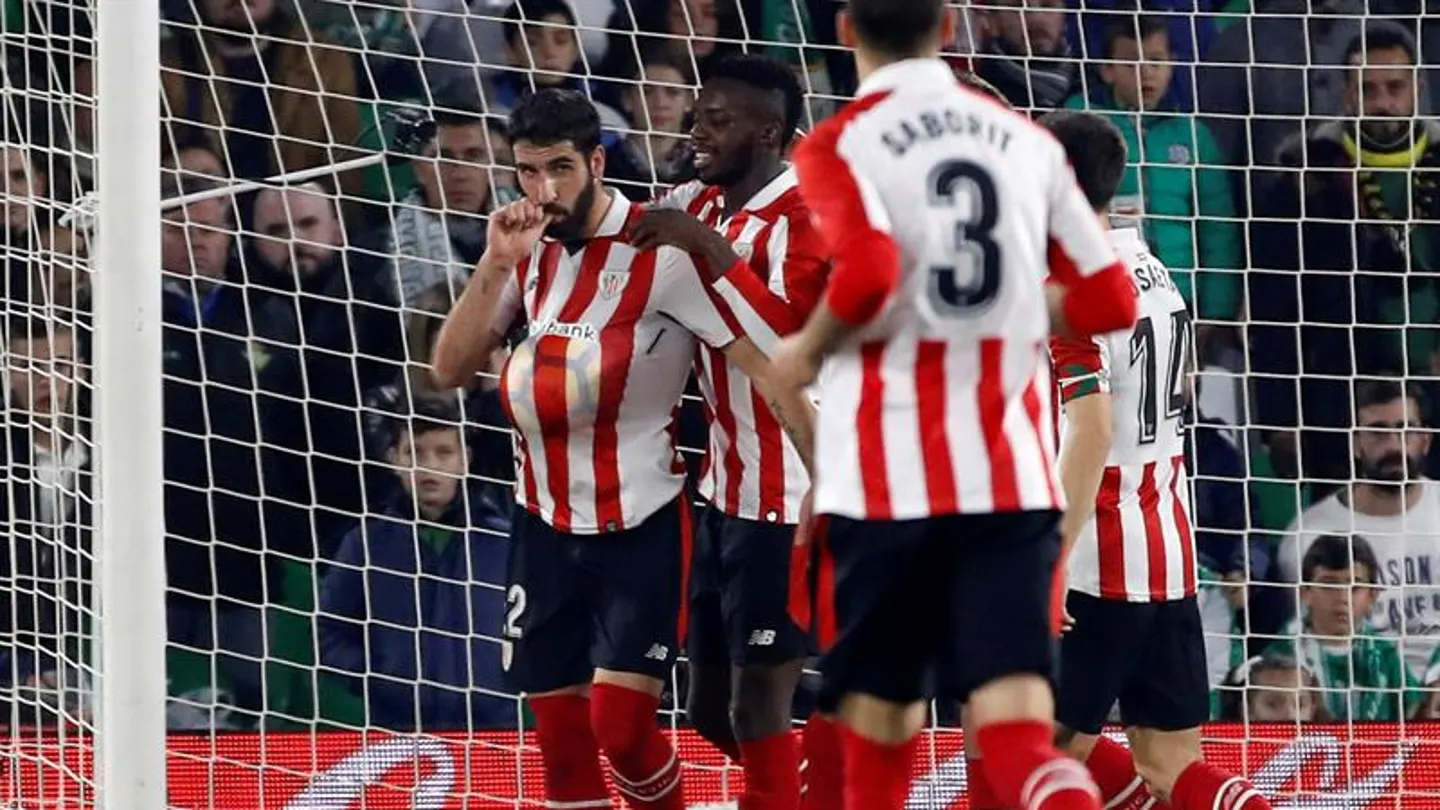 Raúl García marca con el Athletic Raúl García marca con el Athletic